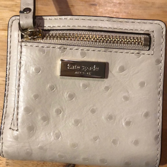 Kate Spade wallet - Picture 3 of 4